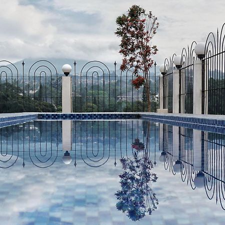 Cinnamon Hotel Boutique Syariah Tutugan Dış mekan fotoğraf