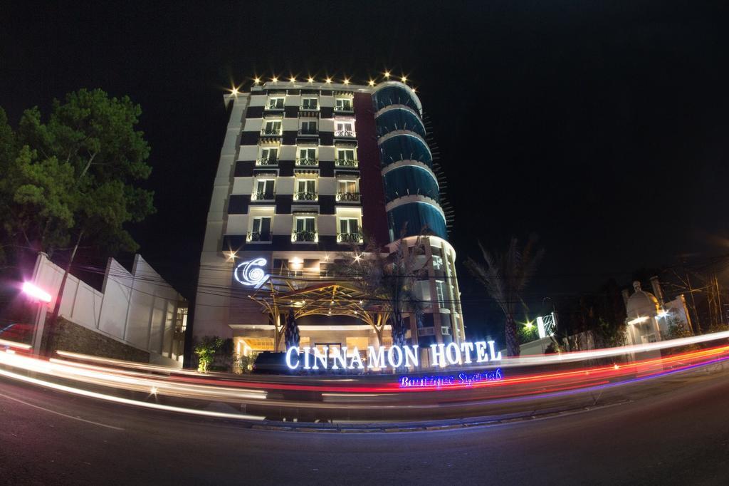 Cinnamon Hotel Boutique Syariah Tutugan Dış mekan fotoğraf