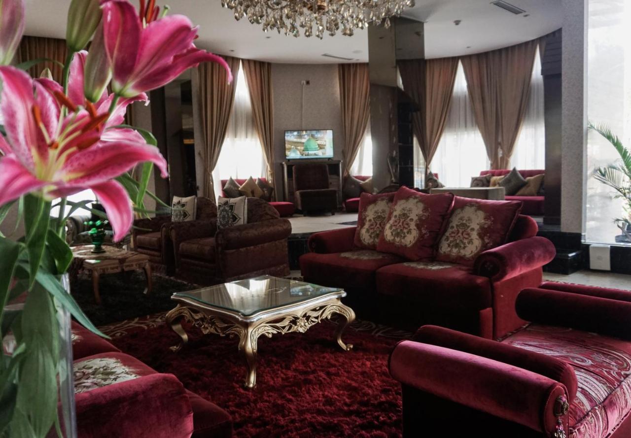 Cinnamon Hotel Boutique Syariah Tutugan Dış mekan fotoğraf